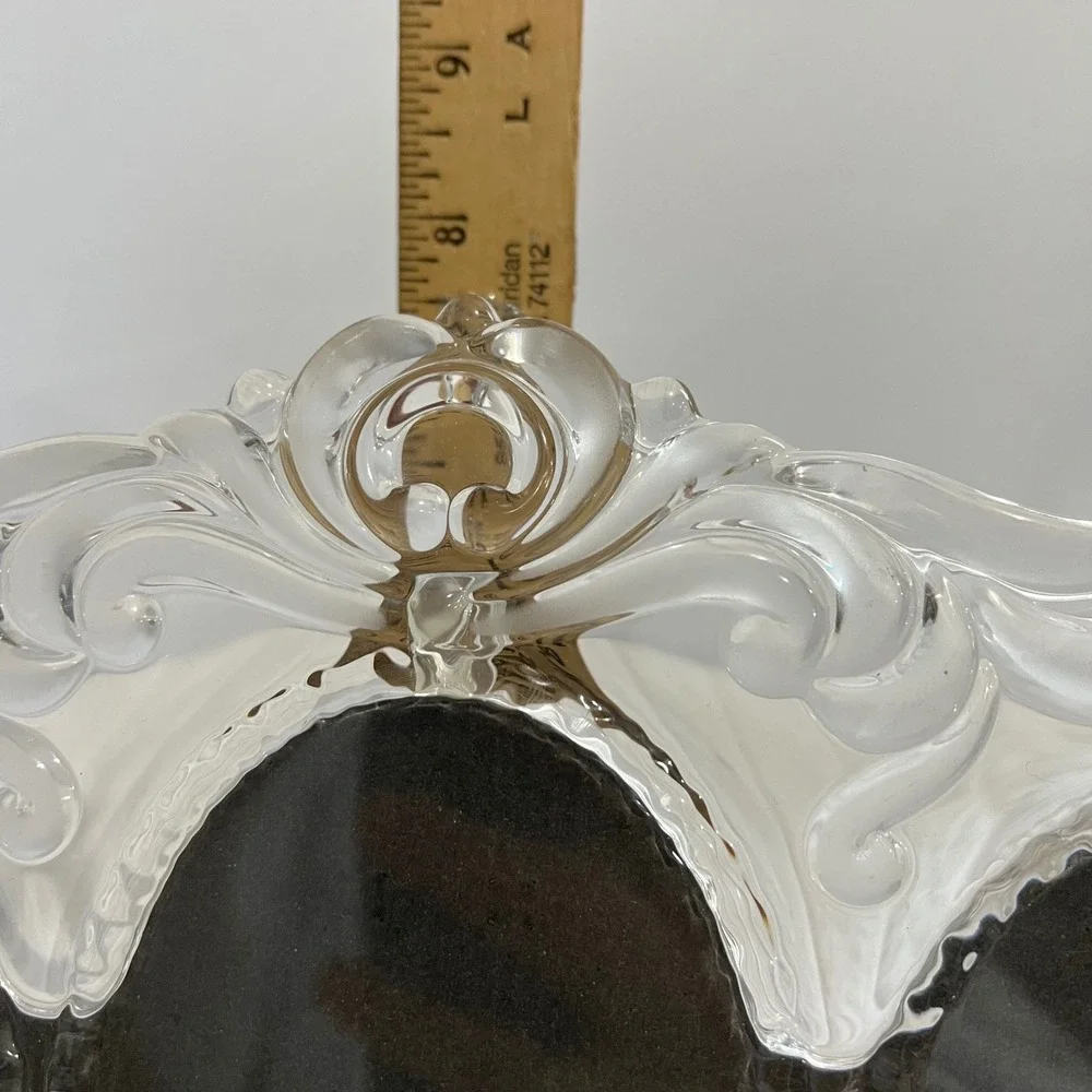 Vintage Style Clear Acrylic Triple Oval Picture Frame Ornate Baroque Scrollwork